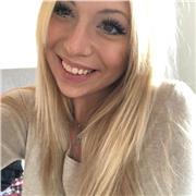 Buongiorno, sono una ragazza laureanda in Economia che vorrebbe aiutare ragazzi per imparare al meglio l'inglese